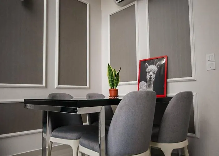 Luxury Penthouse Icity Near Mall & Themepark Free Parking