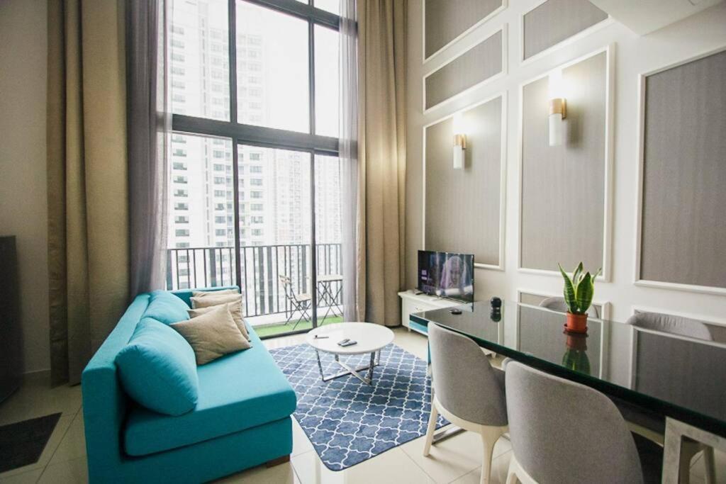 Apartment Luxury Penthouse Icity Near Mall & Themepark Free Parking *
