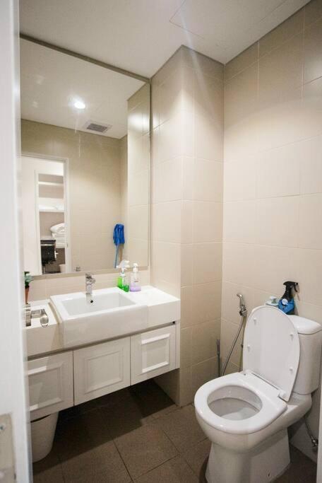 Luxury Penthouse Icity Near Mall & Themepark Free Parking